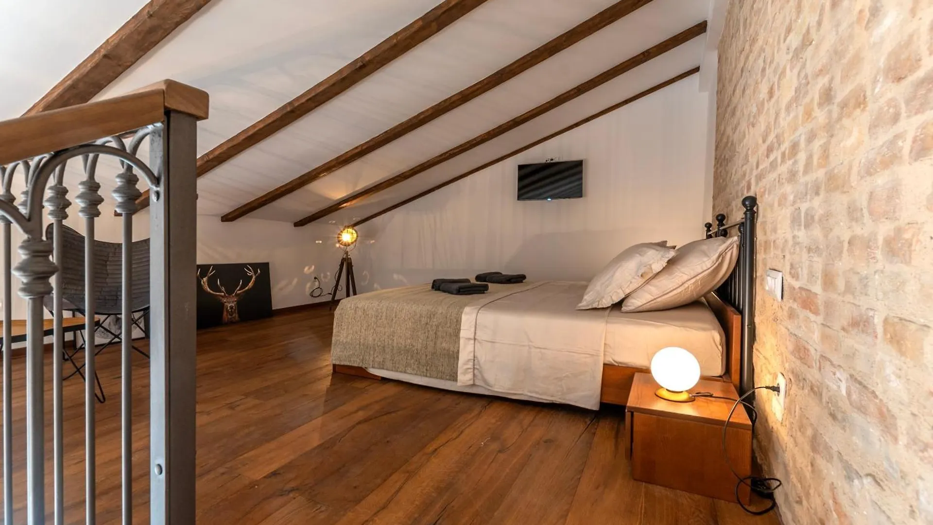 Marasovic Residence & Deluxe Apartments Split